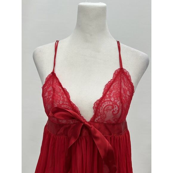 Victorias Secret Size Small Red Pleated Babydoll Lingerie Nightie Slip Bow NWT - Picture 3 of 10